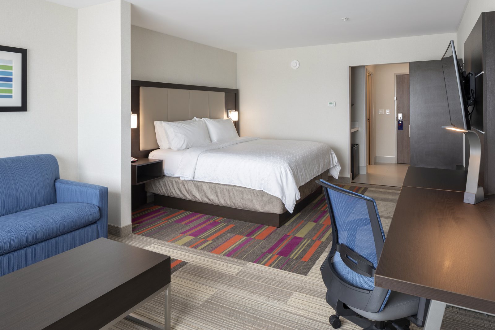 Holiday Inn Express — Guest Room